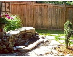 152 LENA Crescent - 10