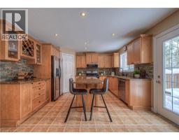 152 LENA Crescent - 22