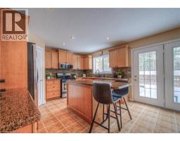 152 LENA Crescent - 23