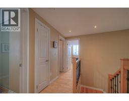 152 LENA Crescent - 31