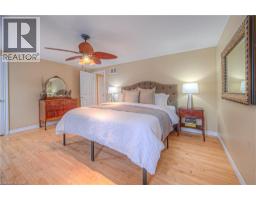 152 LENA Crescent - 36