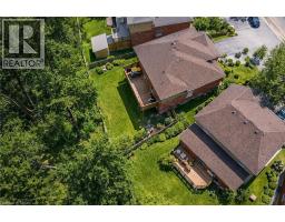 152 LENA Crescent - 5