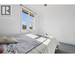 20 LINDEN Avenue - 21