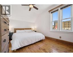 20 LINDEN Avenue - 23