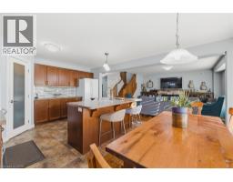 23 DOON CREEK Street - 5