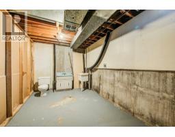 52 AVONWOOD Drive - 25