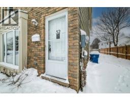 52 AVONWOOD Drive - 5