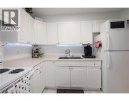 6 WALTON Avenue UnitNo. 206 - 14