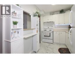 6 WALTON Avenue UnitNo. 206 - 17