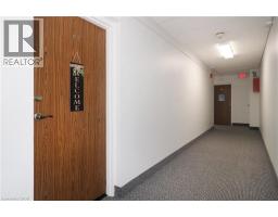 6 WALTON Avenue UnitNo. 206 - 5