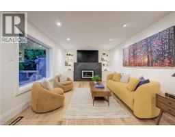 38 ACADEMY Crescent - 12