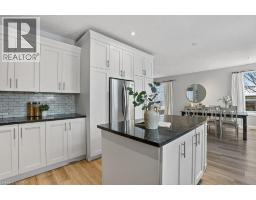 614 ROCK POINT Crescent - 13