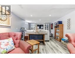 702 QUEEN Street - 19