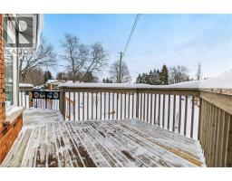 702 QUEEN Street - 24