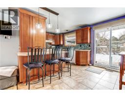 702 QUEEN Street - 8