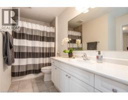 232 SHADY GLEN Crescent - 43