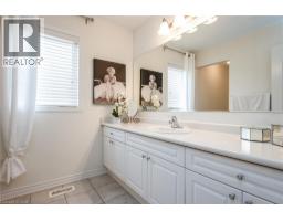 232 SHADY GLEN Crescent - 44