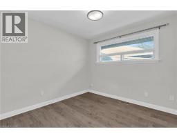 220 BRUCE Street - 17