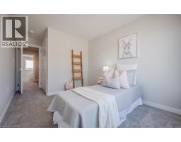 73 AYR MEADOWS Crescent - 23