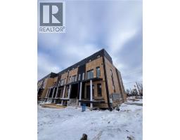 854 DOON VILLAGE Road UnitNo. 6 - 17