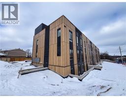 854 DOON VILLAGE Road UnitNo. 6 - 18