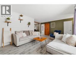 340 BINNING Street W - 11