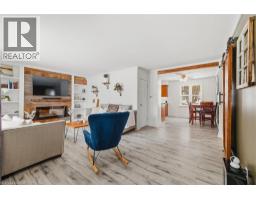 340 BINNING Street W - 8