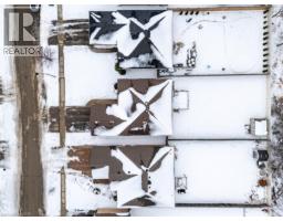 62 MISSION Road - 46