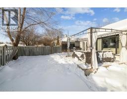 11 MACTEITH Court - 28