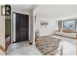 11 MACTEITH Court - 9