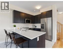 170 WHITHORN Crescent - 14