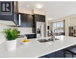 170 WHITHORN Crescent - 19