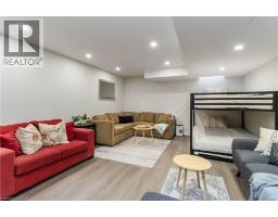 8 LIDSTONE Street - 31