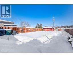 97 MOFFAT Drive - 37