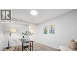 24 MORRISON Road UnitNo. D9 - 9