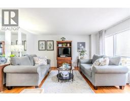 523 PARKVIEW Crescent UnitNo. 9 - 4