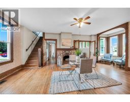 7 GREENOCK Street E - 10