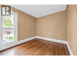 7 GREENOCK Street E - 26