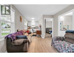 7 GREENOCK Street E - 30