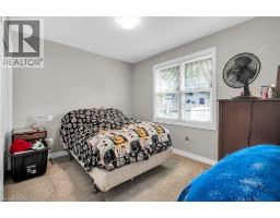 7 GREENOCK Street E - 32