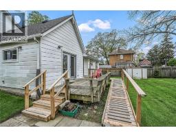 7 GREENOCK Street E - 35