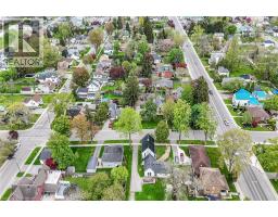 7 GREENOCK Street E - 47