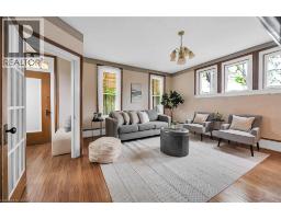 7 GREENOCK Street E - 6