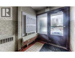 15 FLORAL Crescent - 21