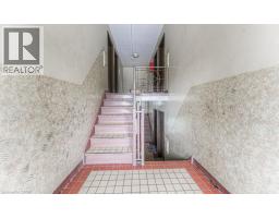 15 FLORAL Crescent - 29