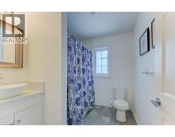 404 WAKE ROBIN Crescent - 14