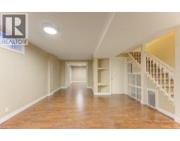 404 WAKE ROBIN Crescent - 34