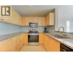 404 WAKE ROBIN Crescent - 4
