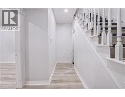 115 COURTNEY Street - 19