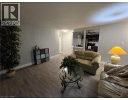 565 GREENFIELD Avenue UnitNo. 106 - 18